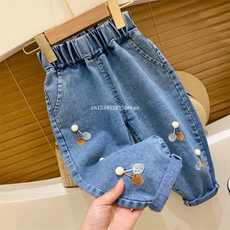 Ambroidered Flower Girl Jeans  – обзор и цена Baby Girl Clothing Zara